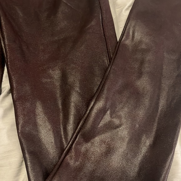 SPANX faux leather leggings wine burgundy pants size small shiny - Picture 5 of 7